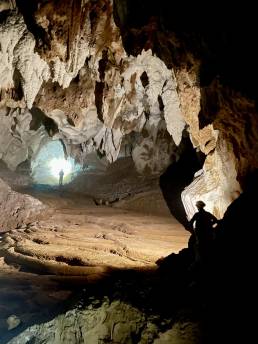 coulée stalagmitique tham phaka