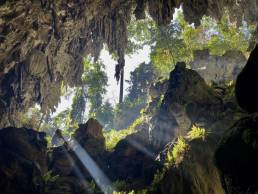 porche fossile de Tham Pha Yem